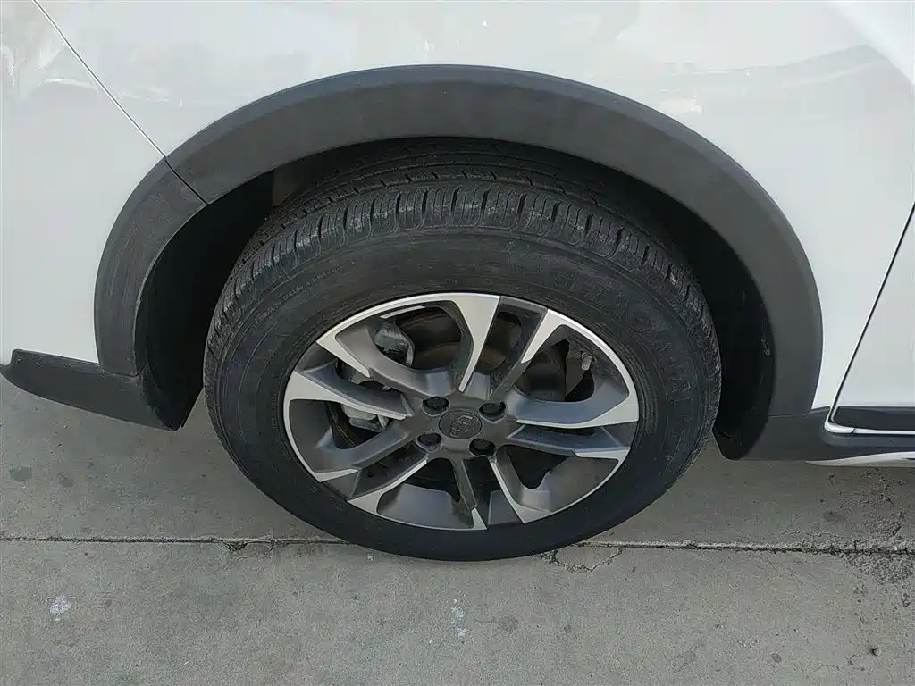 Geely Vision X3 — фото 25