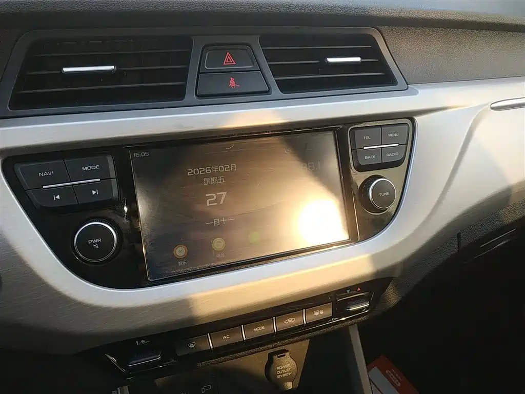Geely Vision X3 — фото 9