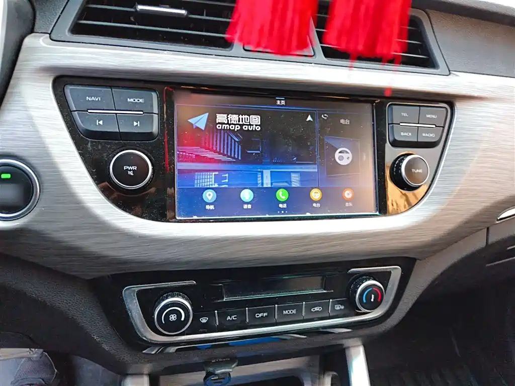 Geely Vision X3 — фото 6