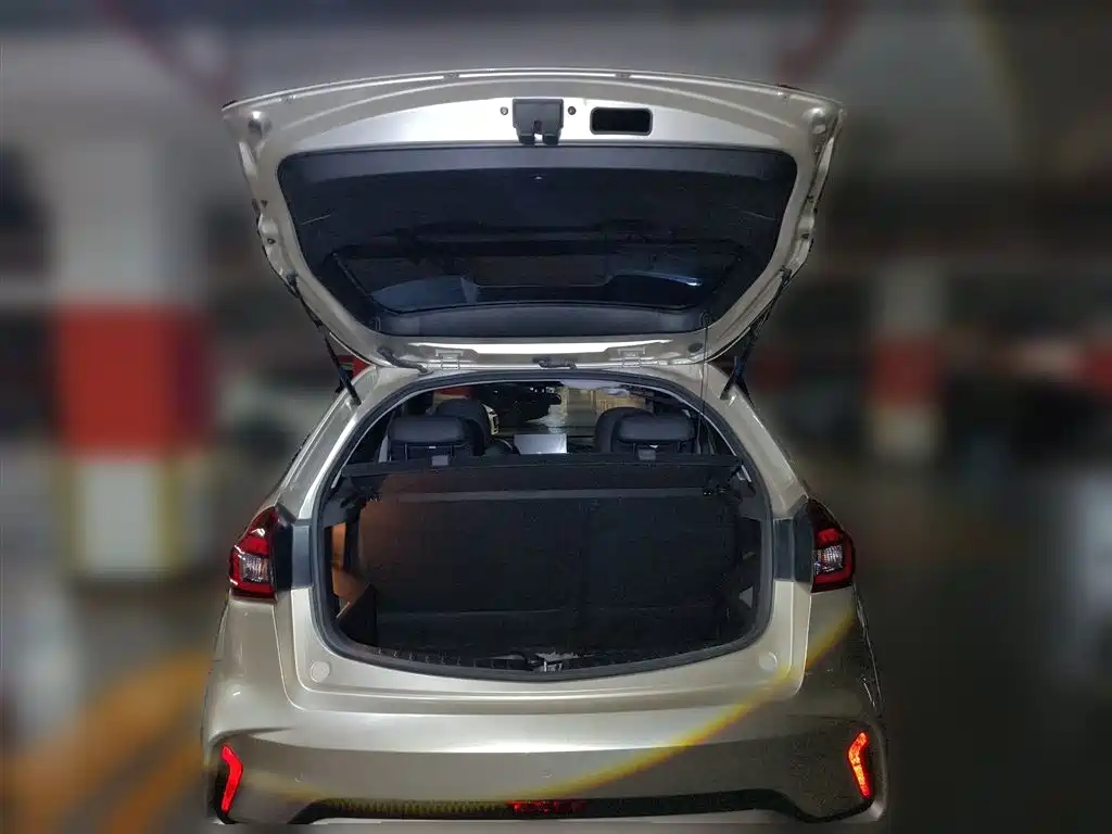 Geely Vision X3 — фото 16