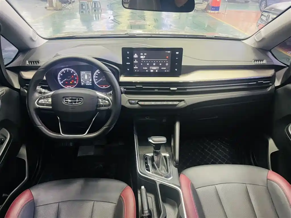 Geely Vision X3 — фото 20