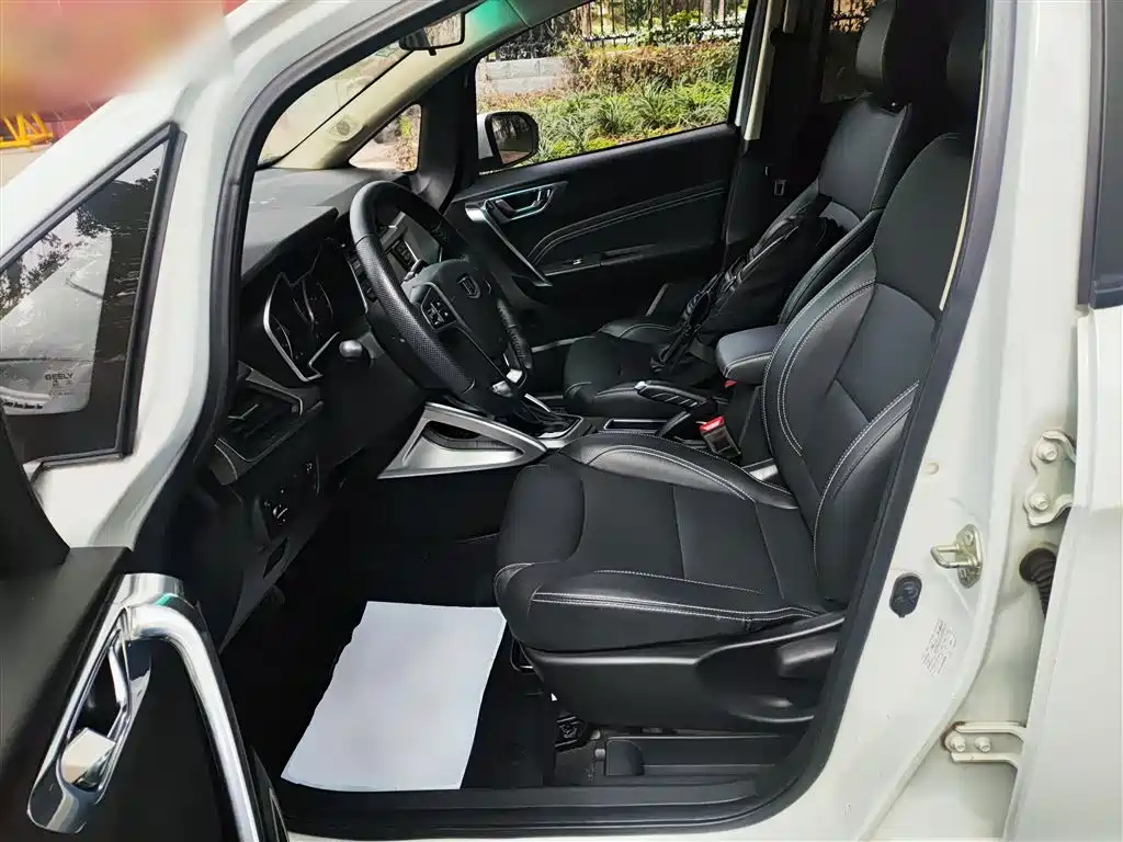 Geely Vision X3 — фото 11