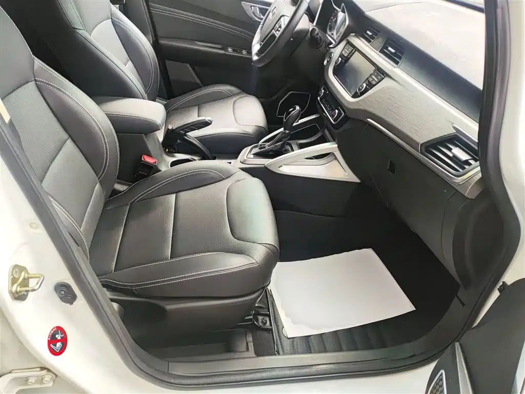 Geely Vision X3 — фото 20