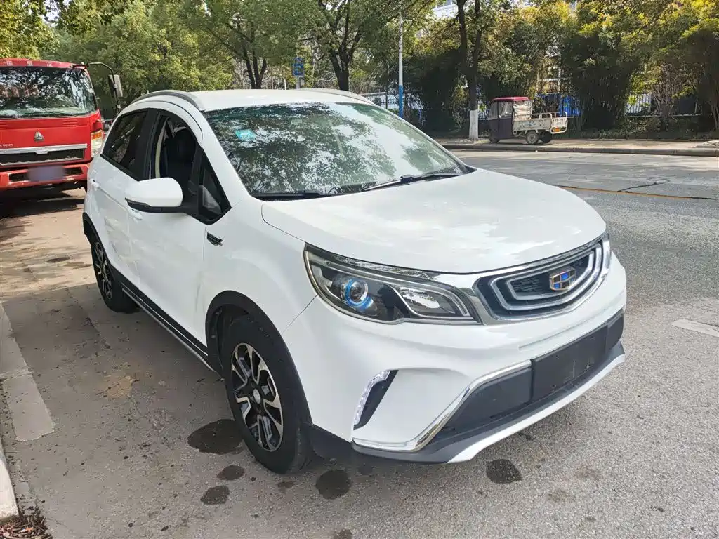 Geely Vision X3 — фото 22