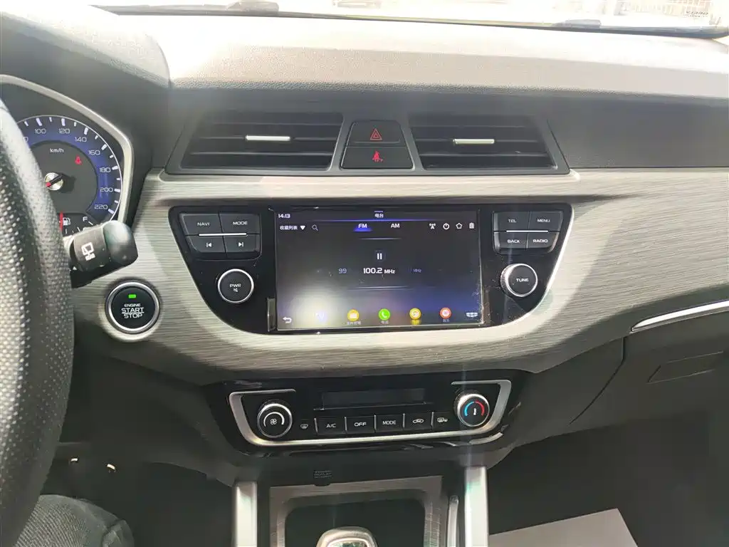 Geely Vision X3 — фото 9