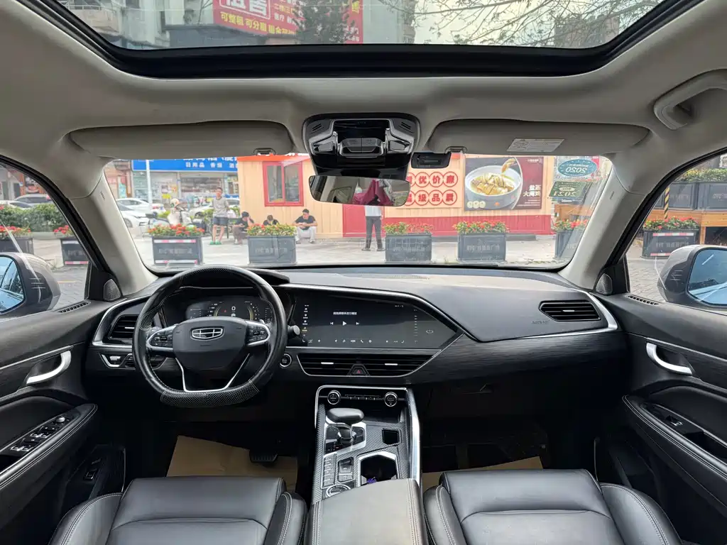 Geely Xingyue — фото 15