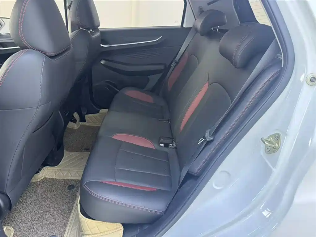 Geely Vision X3 — фото 10