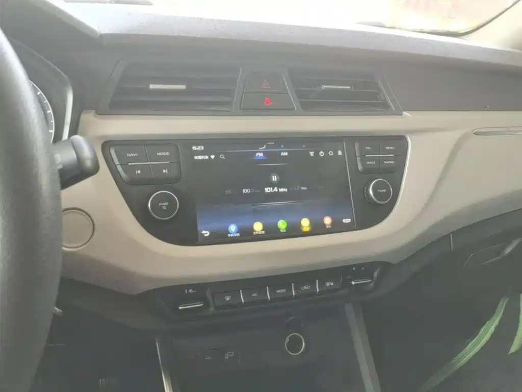 Geely Vision X3 — фото 13