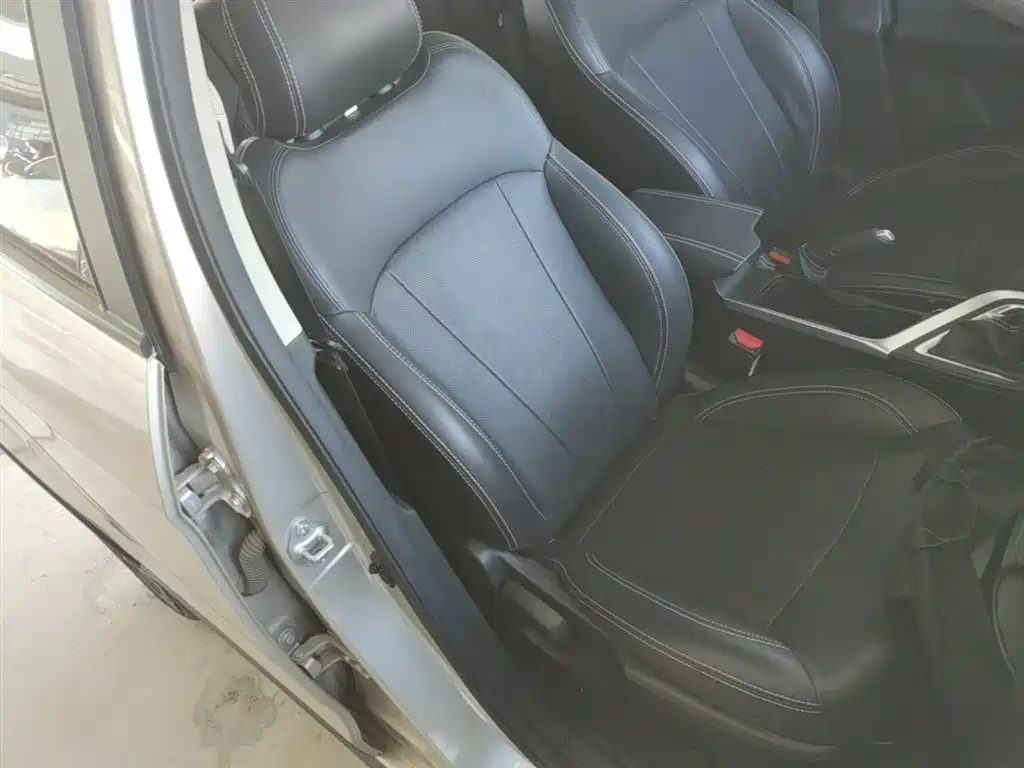 Geely Vision X3 — фото 25