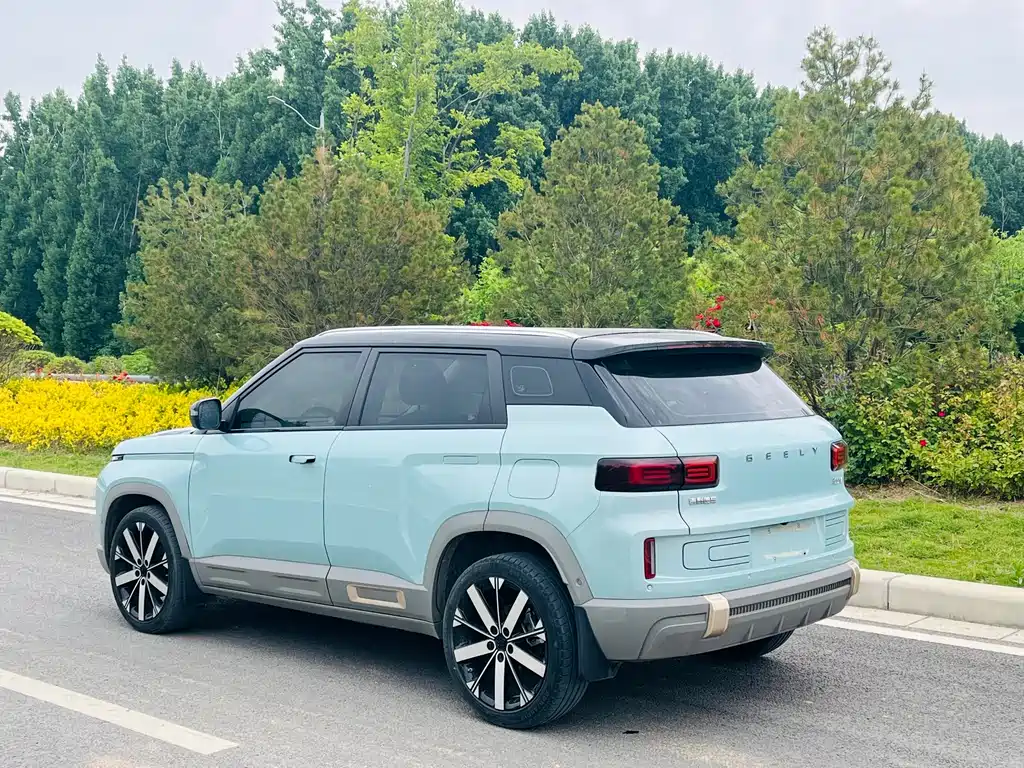 Geely Icon — фото 8