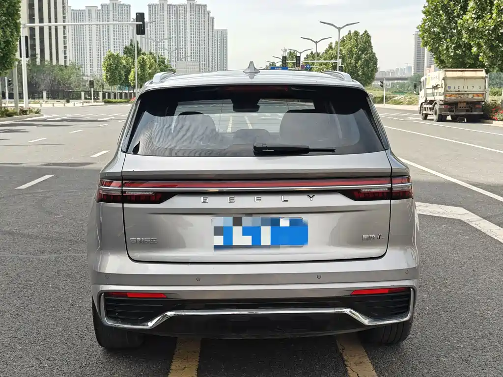 Geely Xingyue L — фото 18