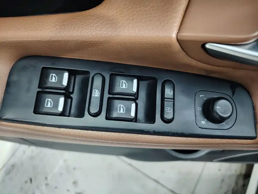 Geely Borui — фото 18
