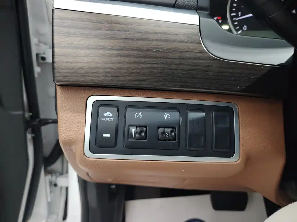 Geely Borui — фото 10