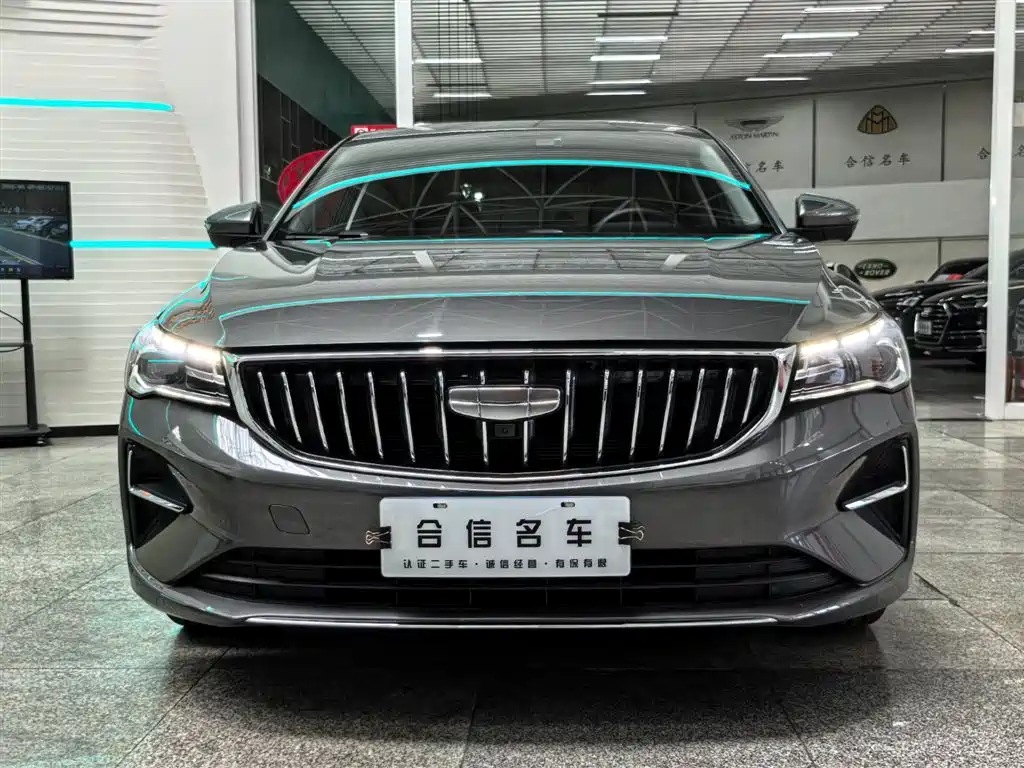 Geely Emgrand — фото 2