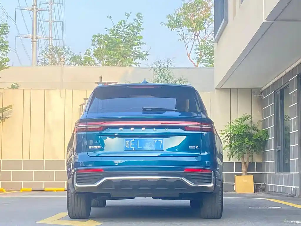 Geely Xingyue L — фото 6