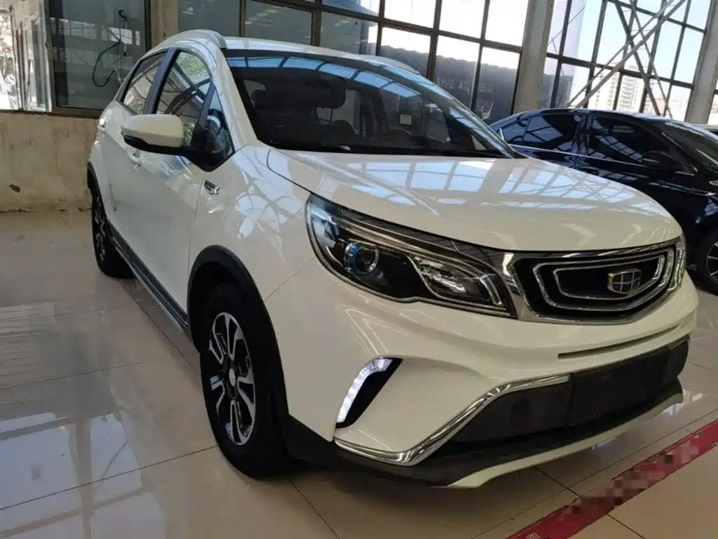 Geely Vision X3 — фото 4