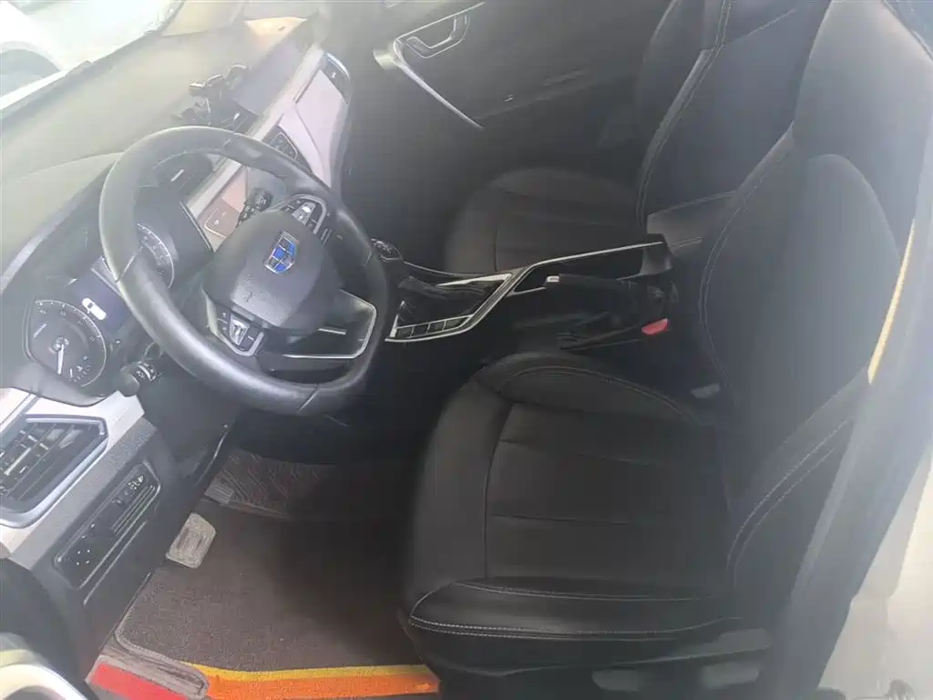 Geely Vision X3 — фото 15