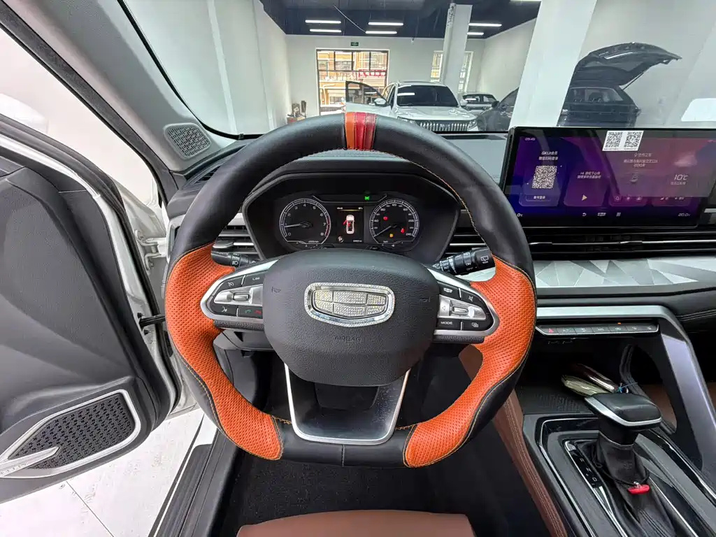 Geely Vision X6 — фото 10