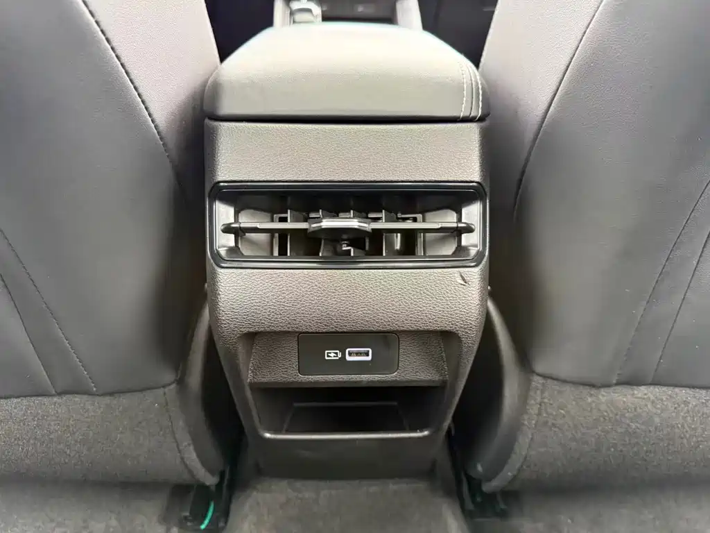 Geely Binrui — фото 23
