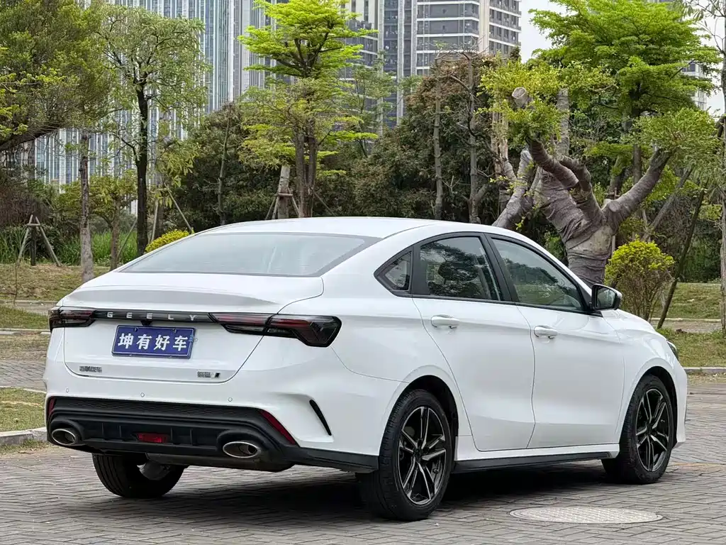 Geely Binrui — фото 6