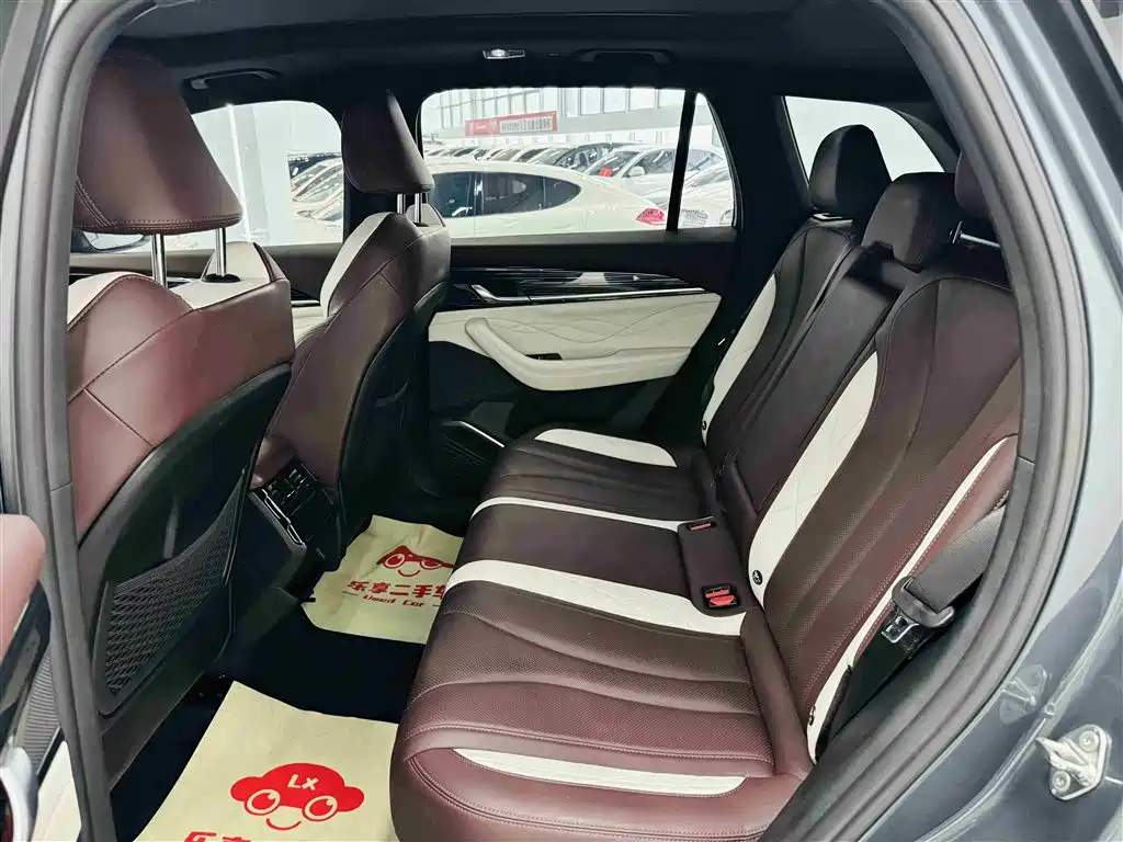 Geely Xingyue L — фото 18