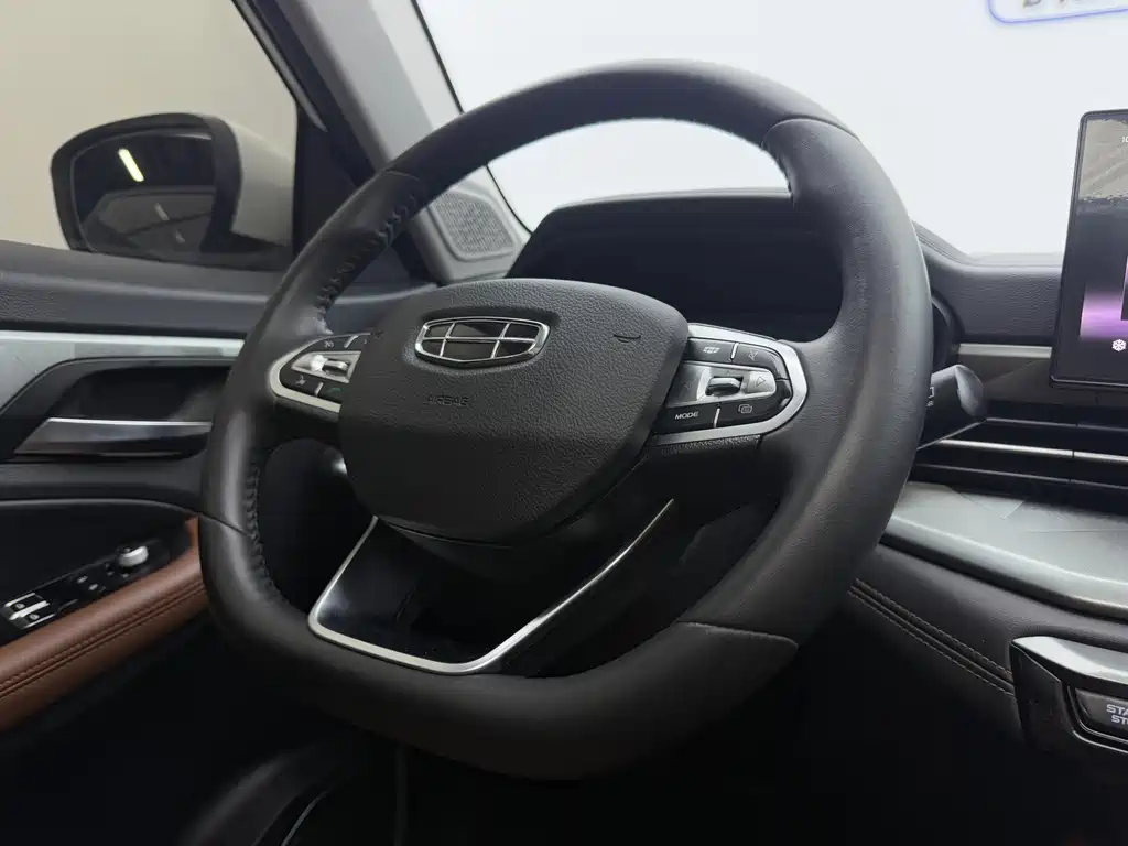Geely Vision X6 — фото 14