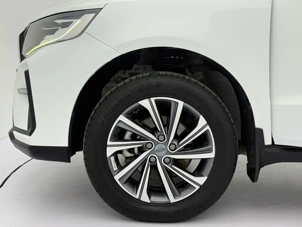 Geely Vision X6 — фото 22