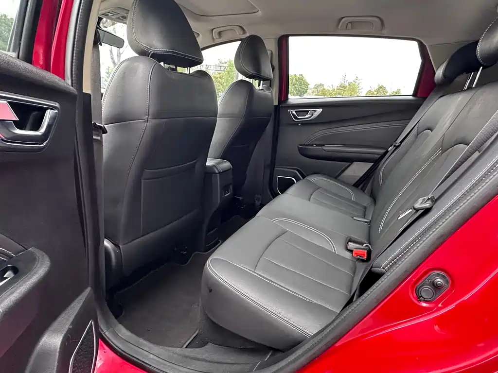 Geely Vision X3 — фото 10