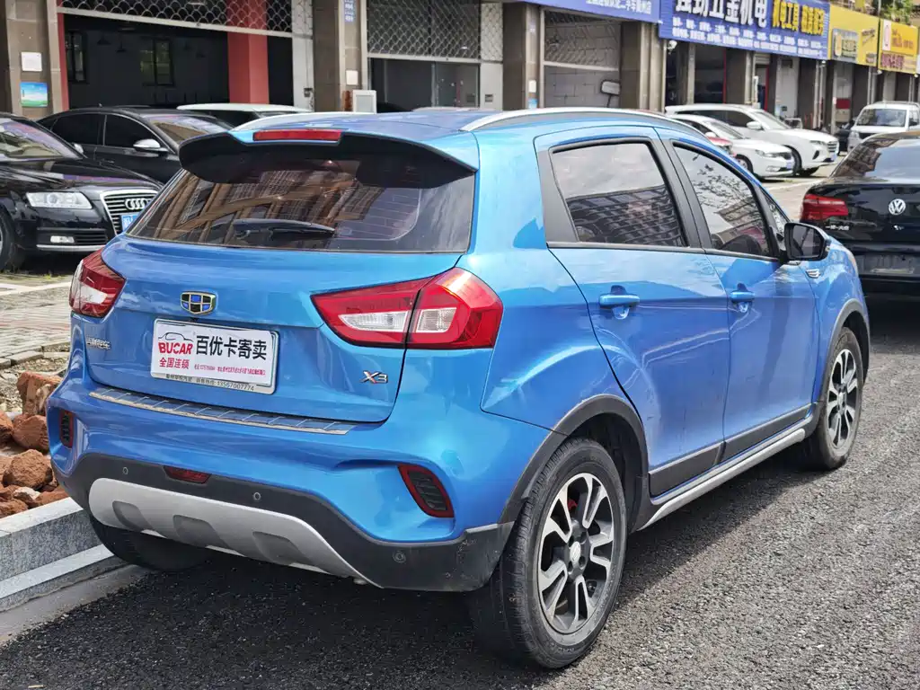 Geely Vision X3 — фото 4