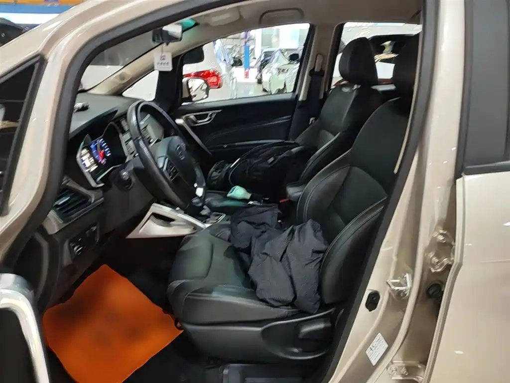 Geely Vision X3 — фото 15