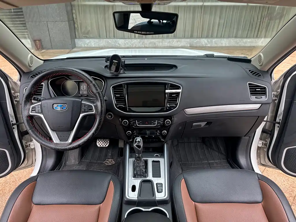 Geely Vision X6 — фото 6