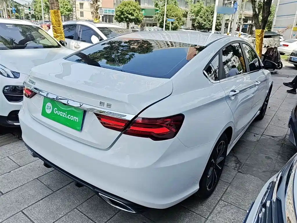 Geely Binrui — фото 7