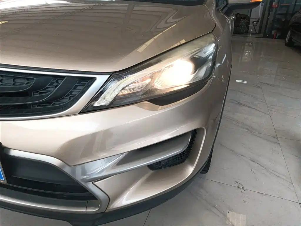 Geely Emgrand GS — фото 18