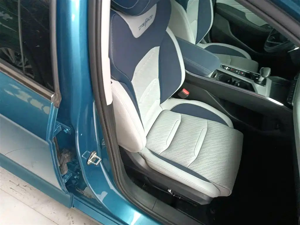 Geely Xingrui — фото 25