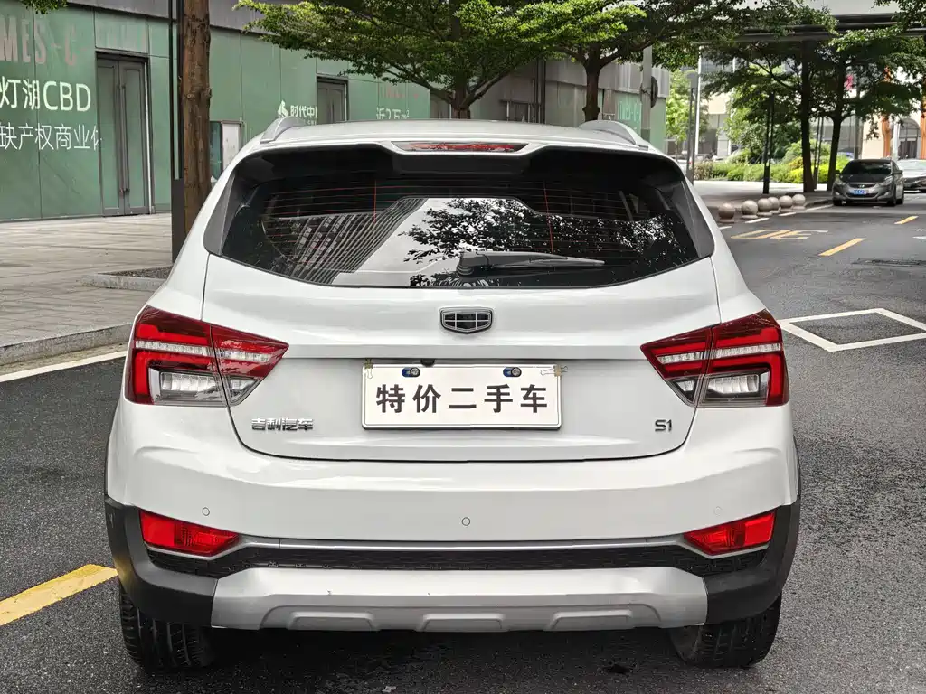 Geely Vision S1 — фото 9