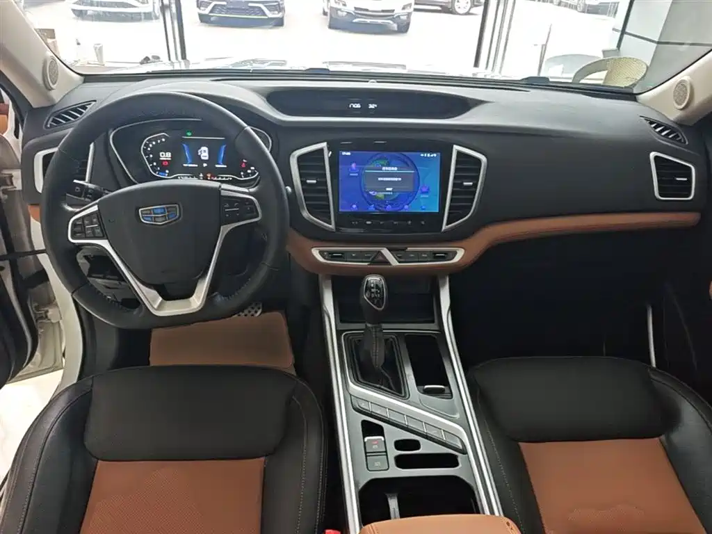 Geely Vision X6 — фото 10
