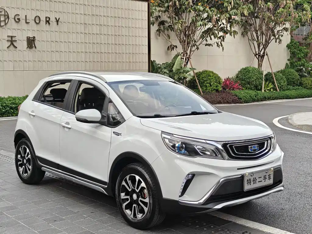 Geely Vision X3 — фото 3