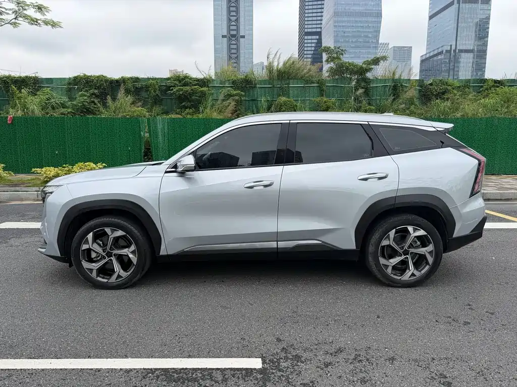 Geely Boyue L — фото 10