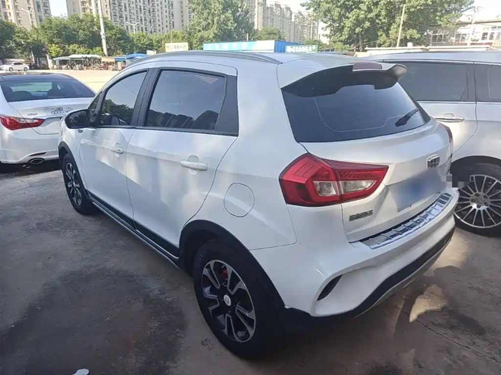 Geely Vision X3 — фото 5