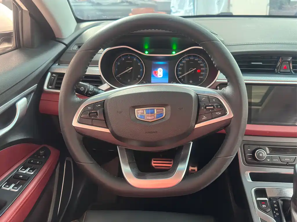 Geely Vision S1 — фото 9