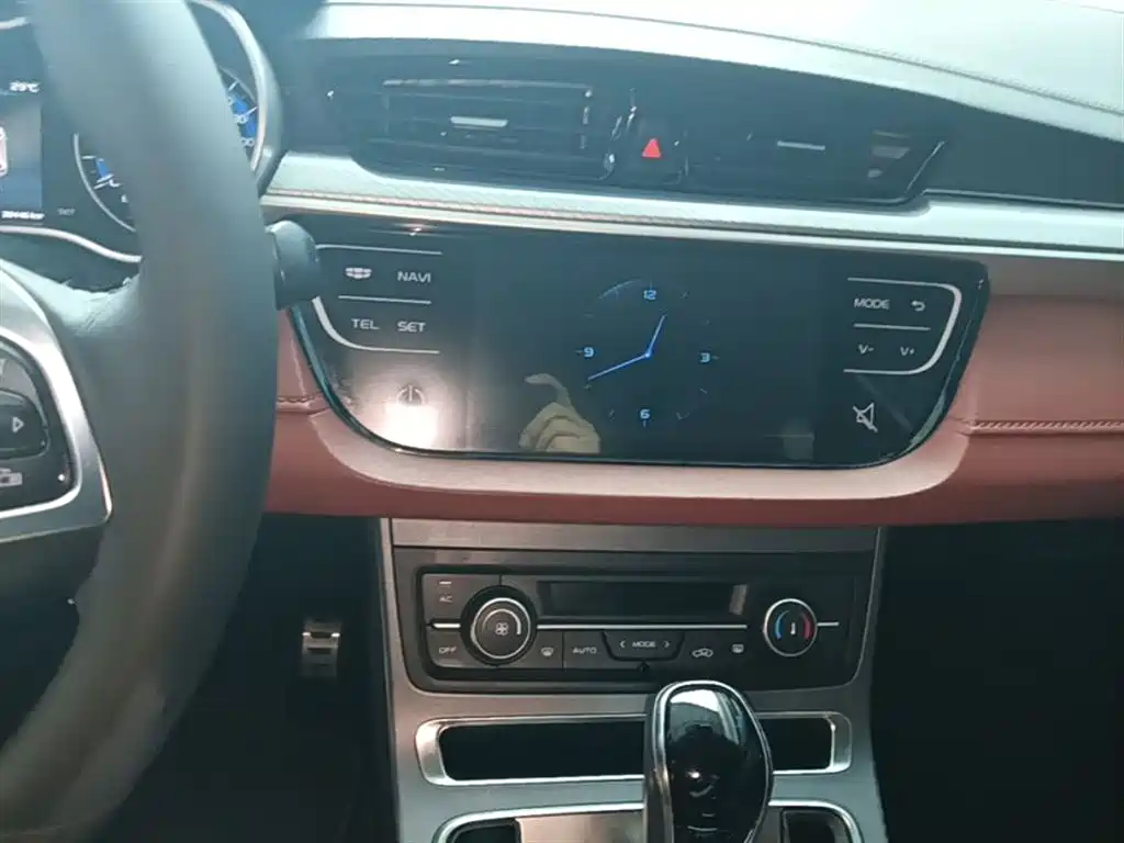 Geely Vision S1 — фото 13
