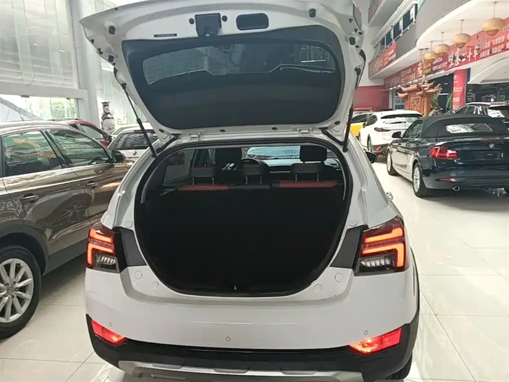 Geely Vision S1 — фото 19