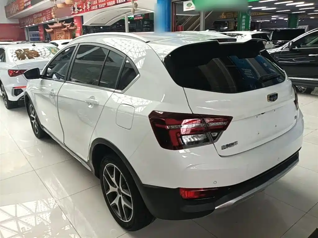 Geely Vision S1 — фото 5