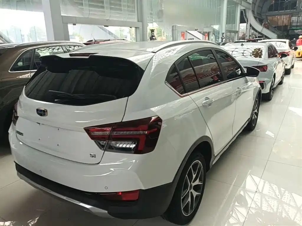 Geely Vision S1 — фото 7