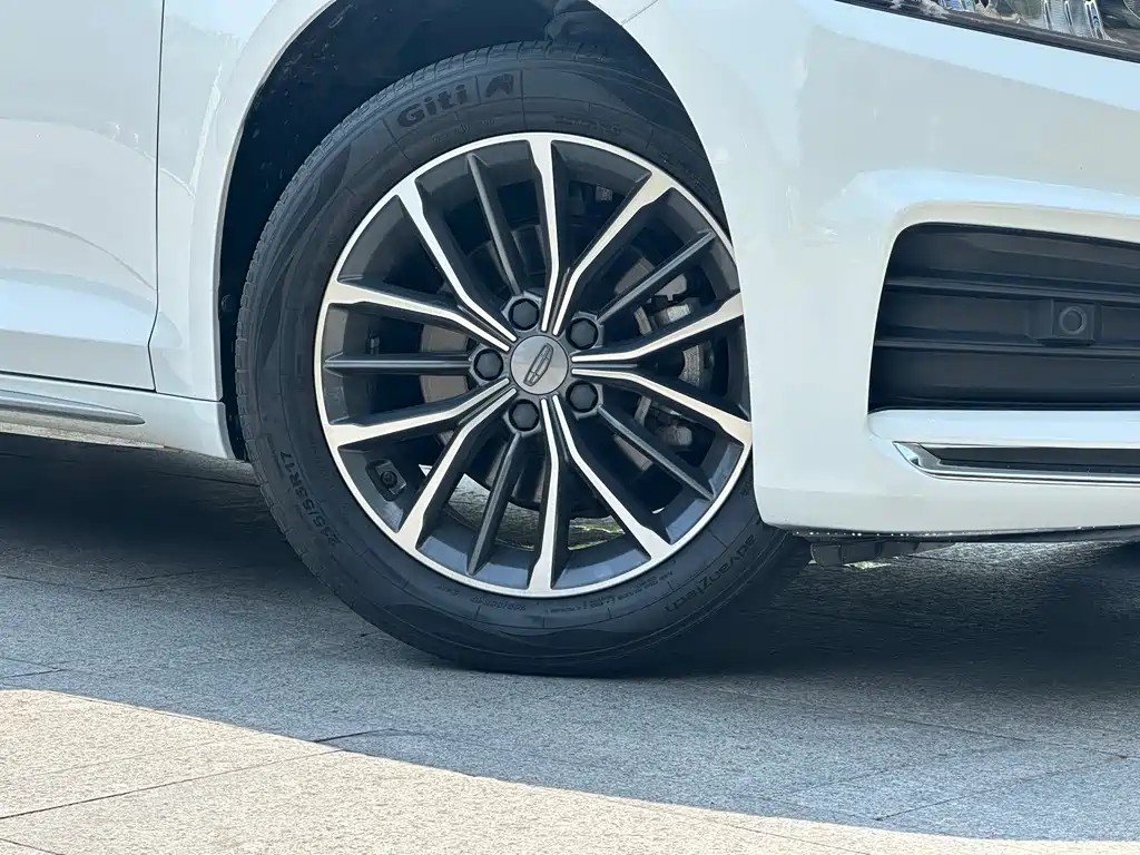 Geely Xingrui — фото 4