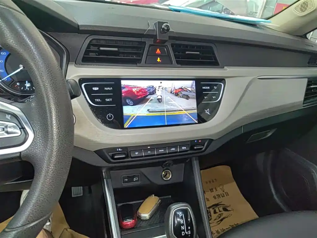 Geely Vision X3 — фото 13