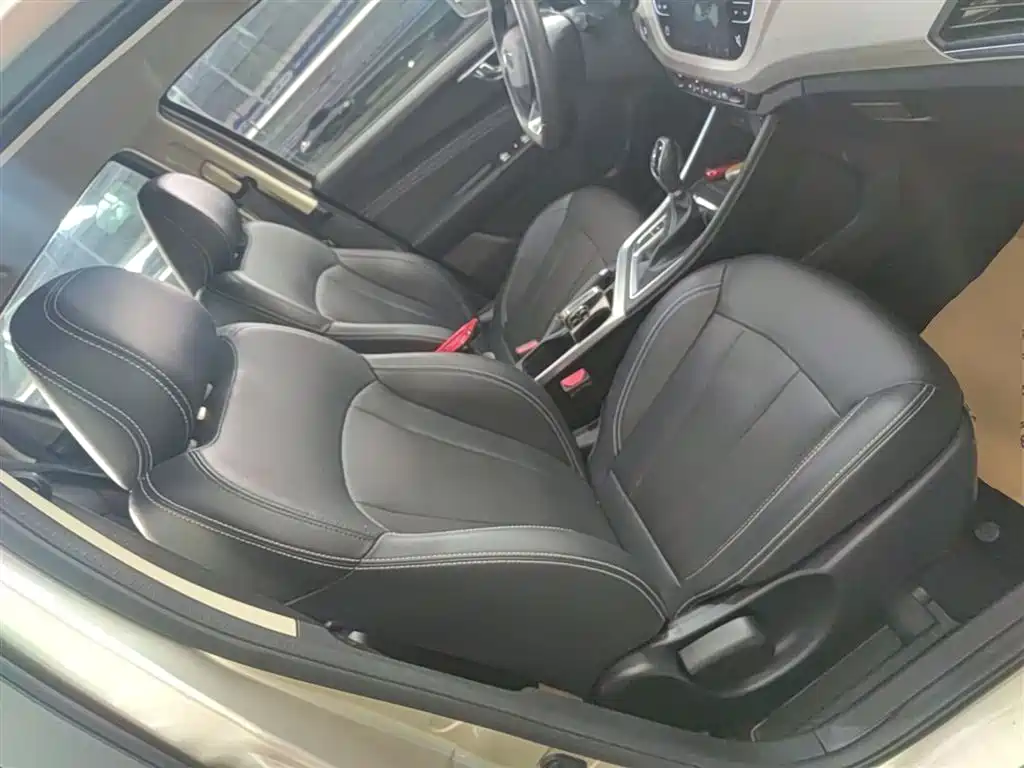 Geely Vision X3 — фото 25