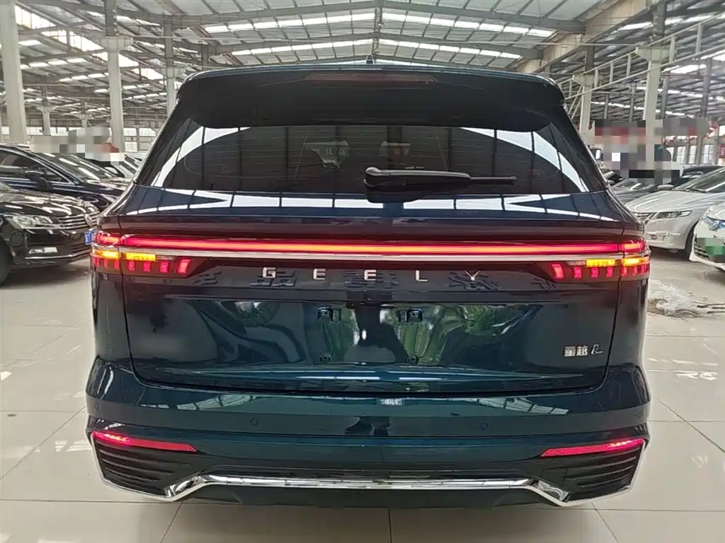 Geely Xingyue L — фото 4