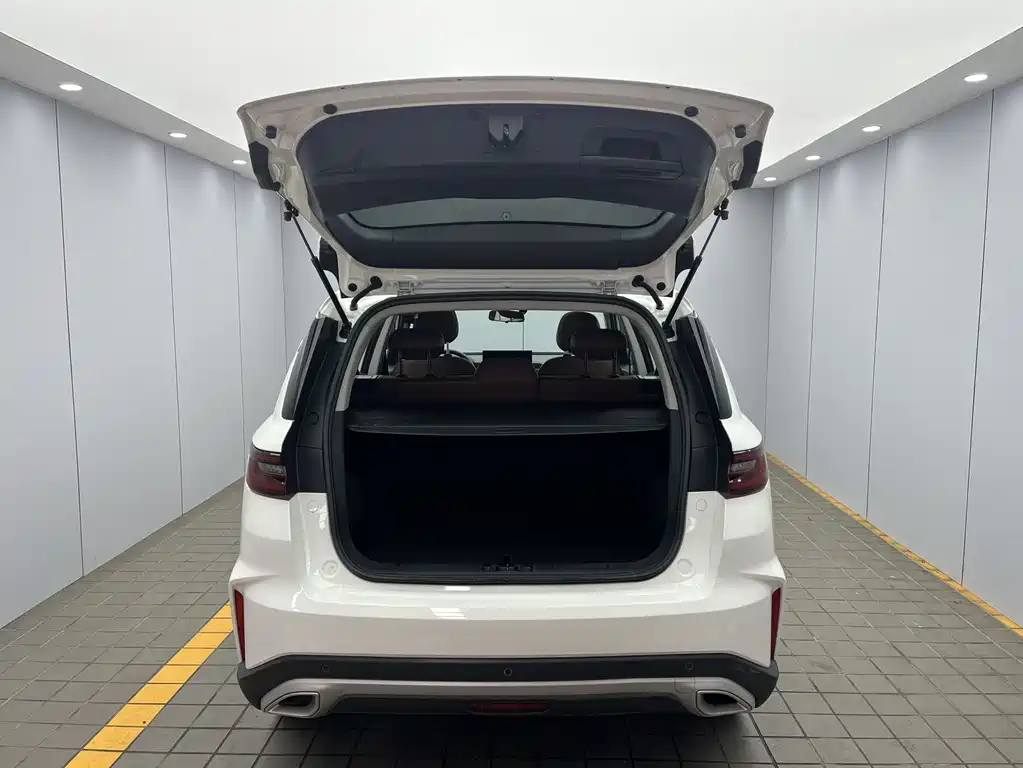 Geely Vision X6 — фото 18