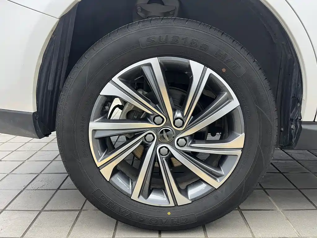 Geely Vision X6 — фото 20